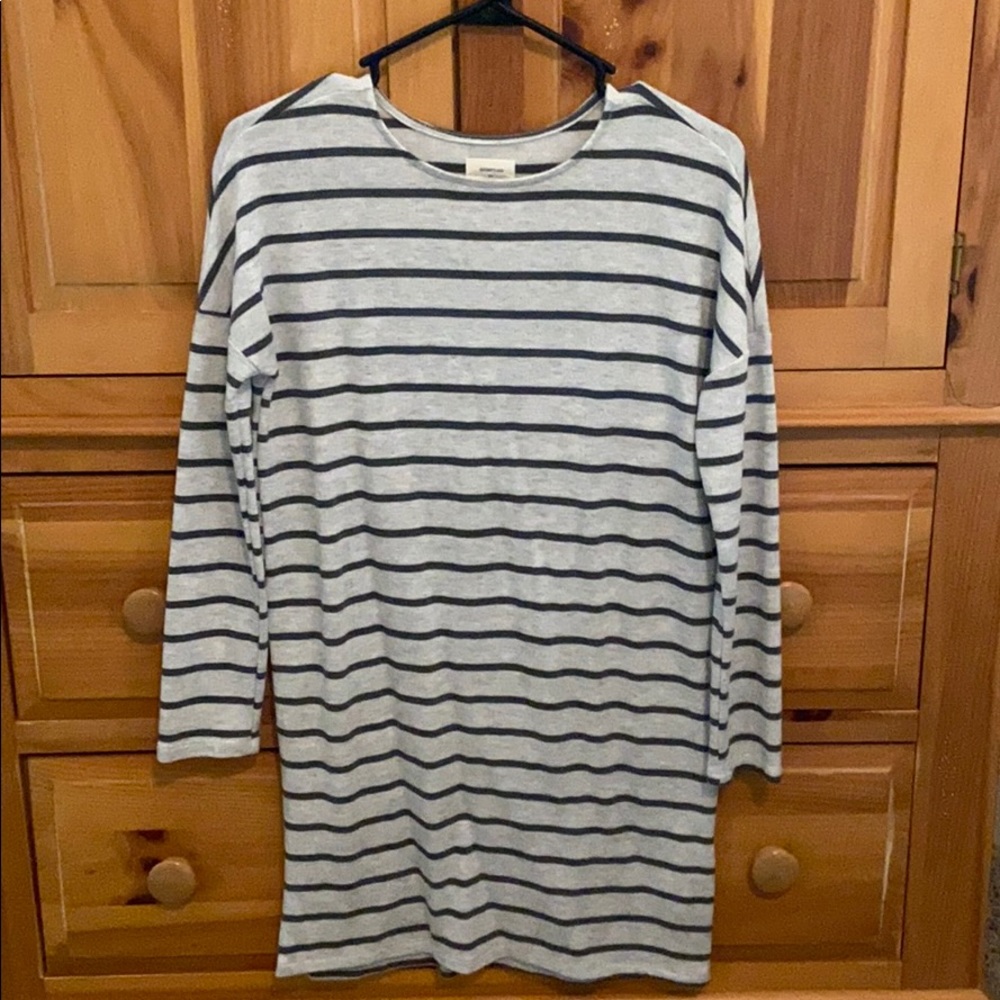 Gray striped dress/tunic